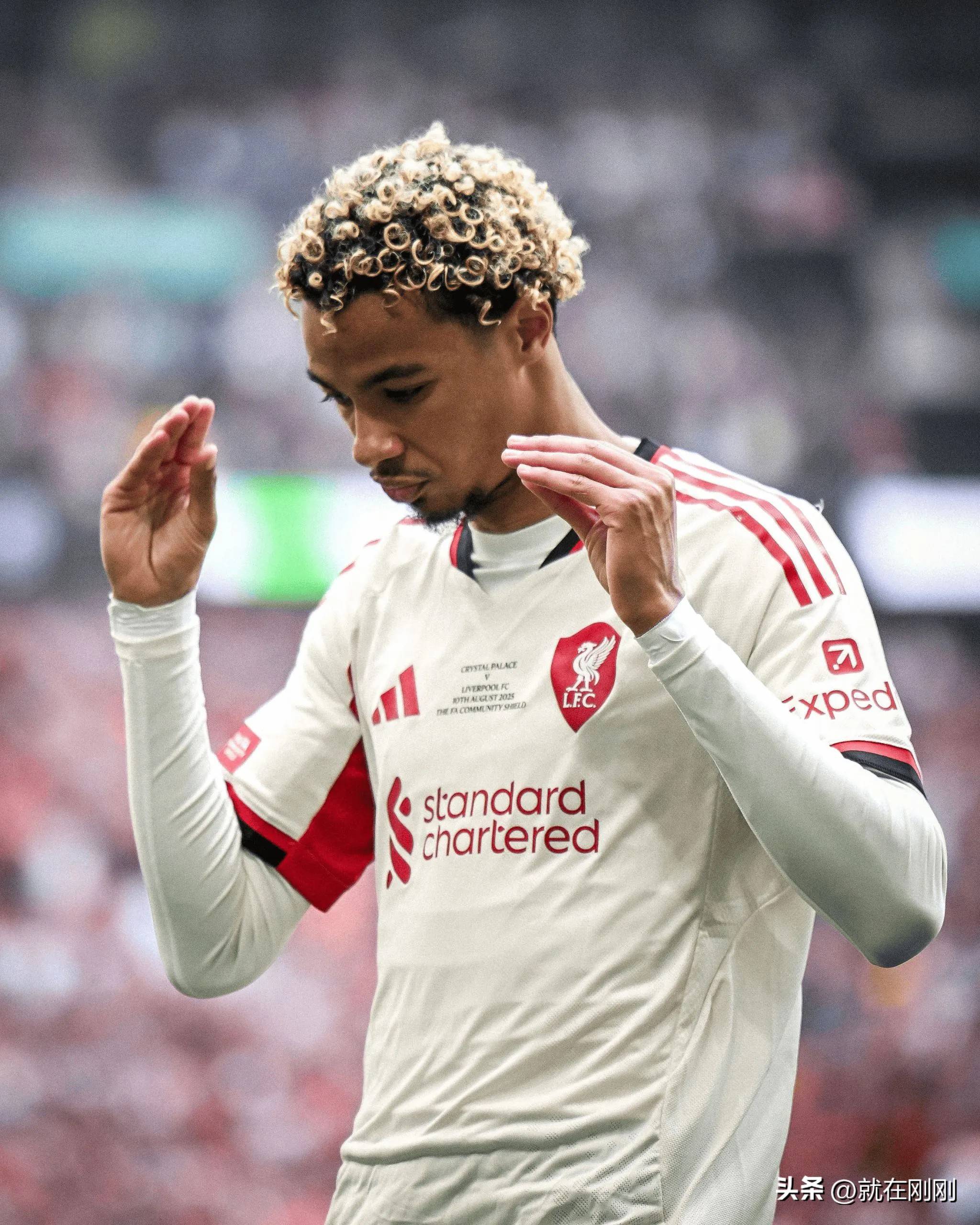 c7娱乐官网关于今夜利物浦备战社区盾，伤情更新细节曝光，震撼外界，控场能力受关注的信息